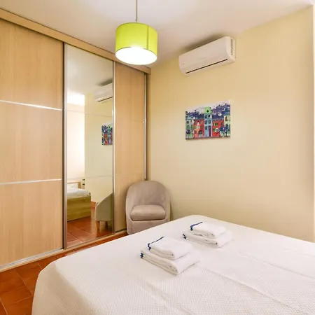 アパート By Moje ポルティマン