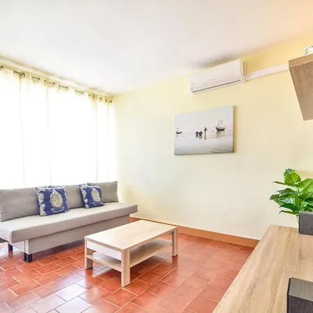 Apartment By Moje